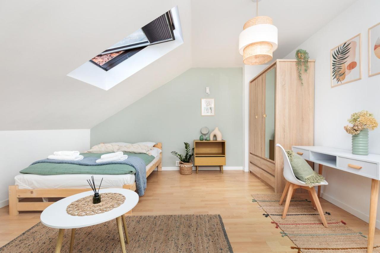 Pastel Grove Suite - By Upstairs Krakow Exterior photo